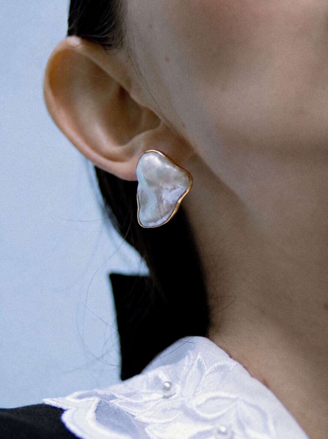 Orchid22 pearl jewelry detail, image 002