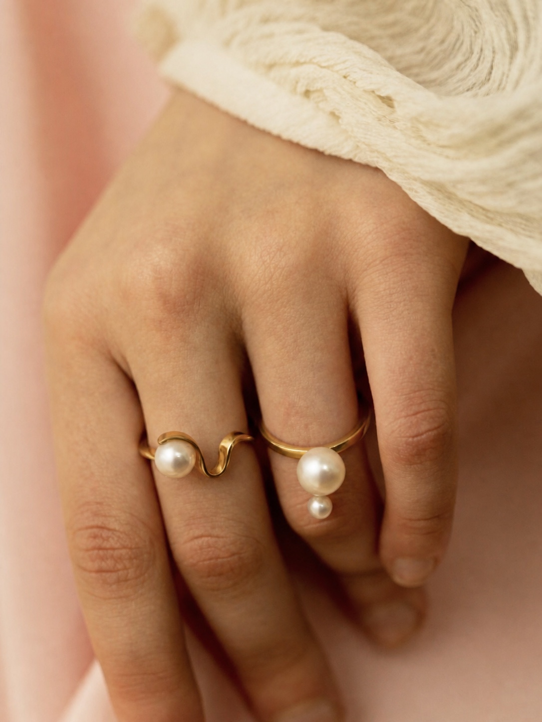Orchid22 pearl jewelry detail, image 006