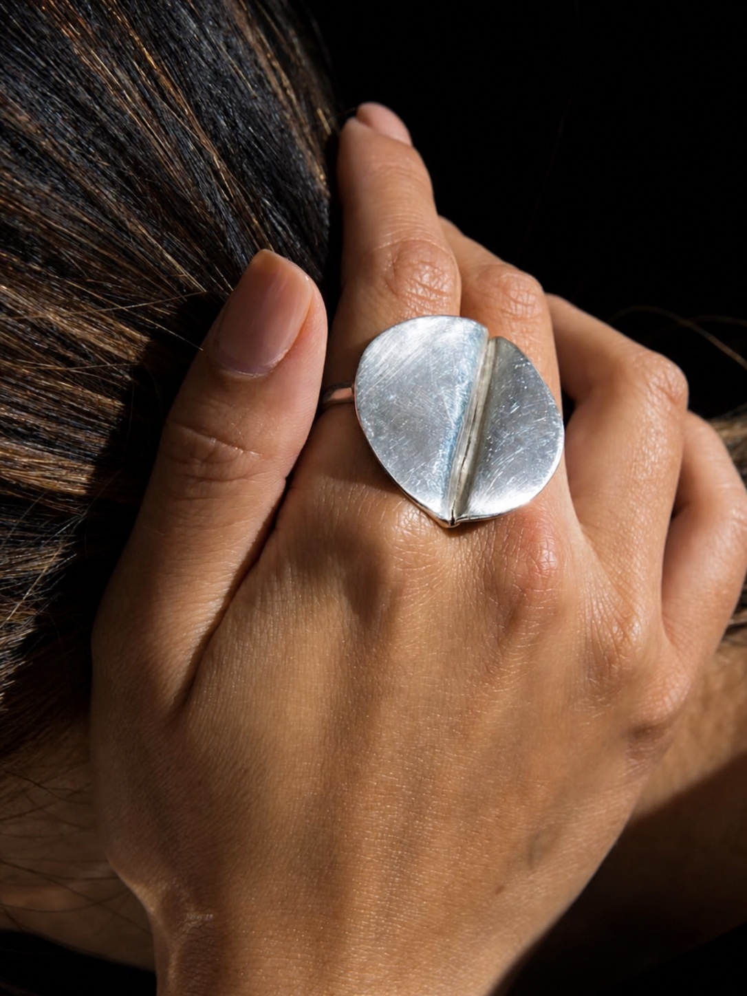 Ariana Boussard-Reifel metal jewelry detail, image 010