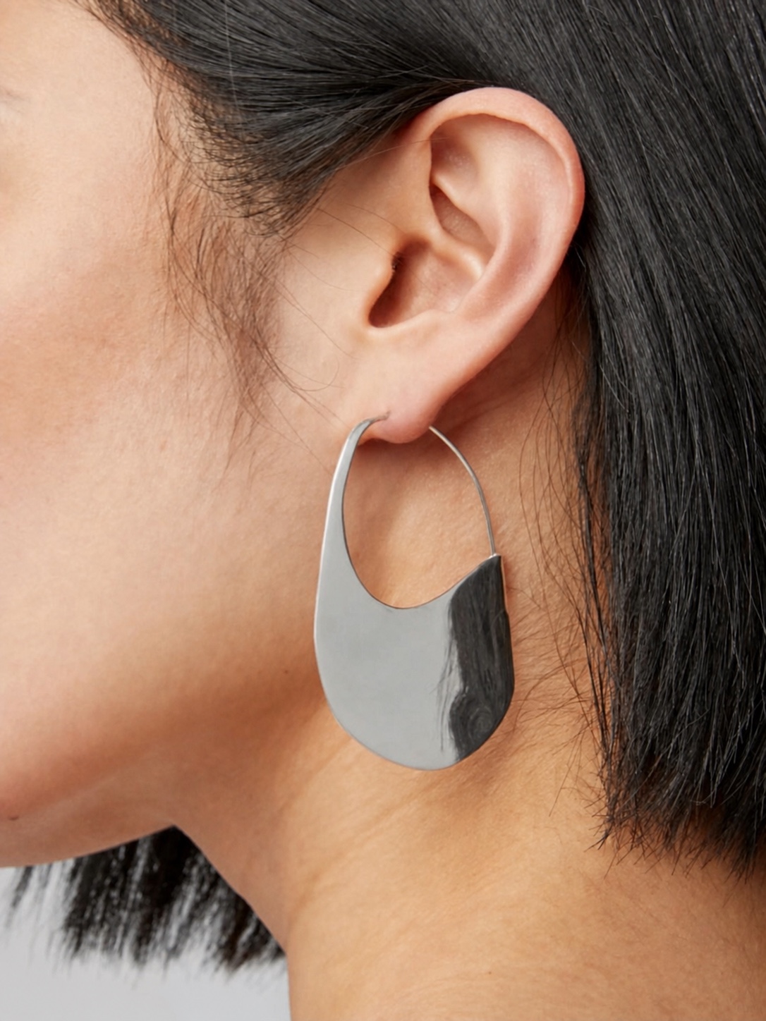 Ariana Boussard-Reifel metal jewelry detail, image 012
