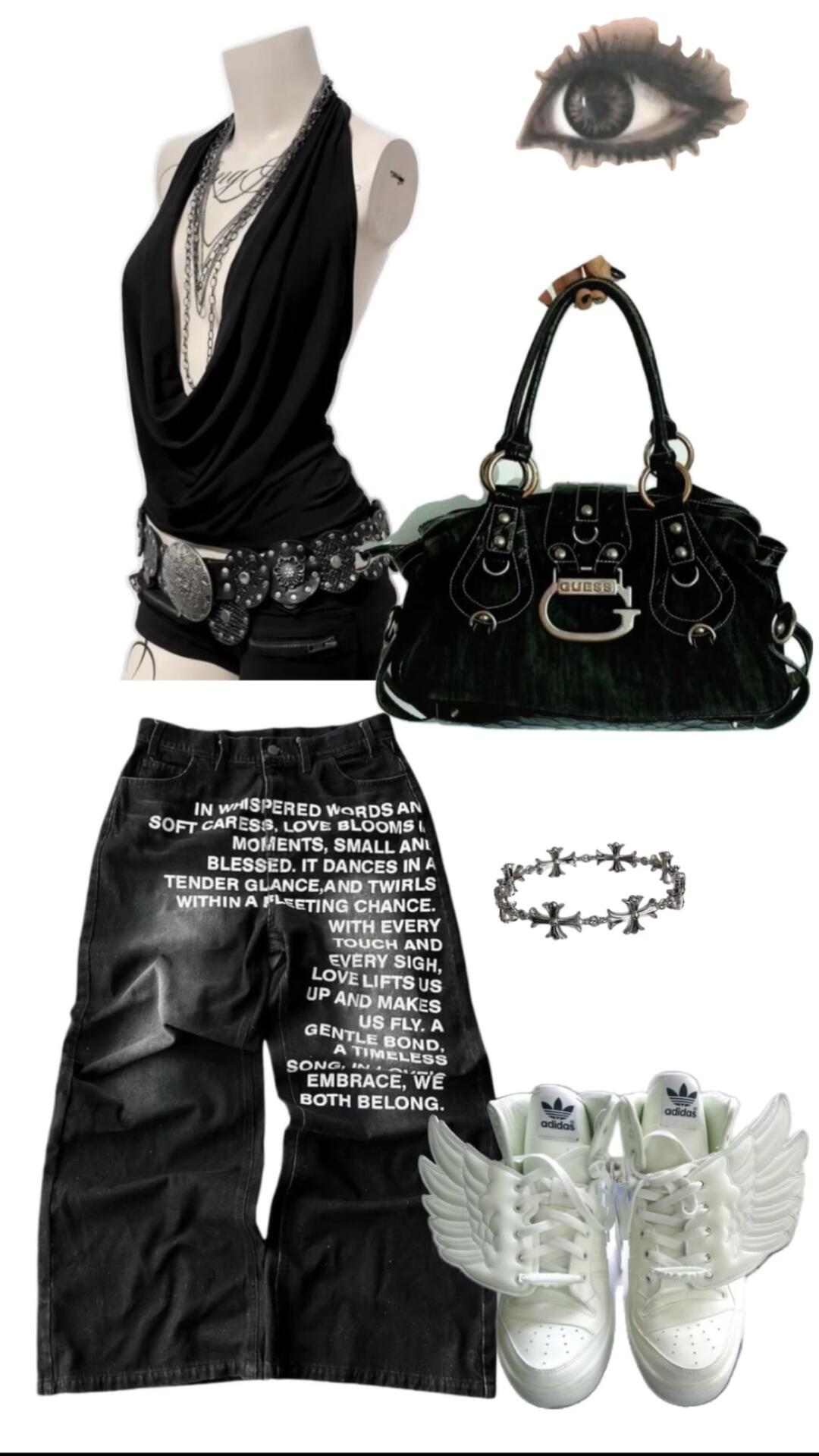 Retro low-rise shorts outfit with a small pink bow detail