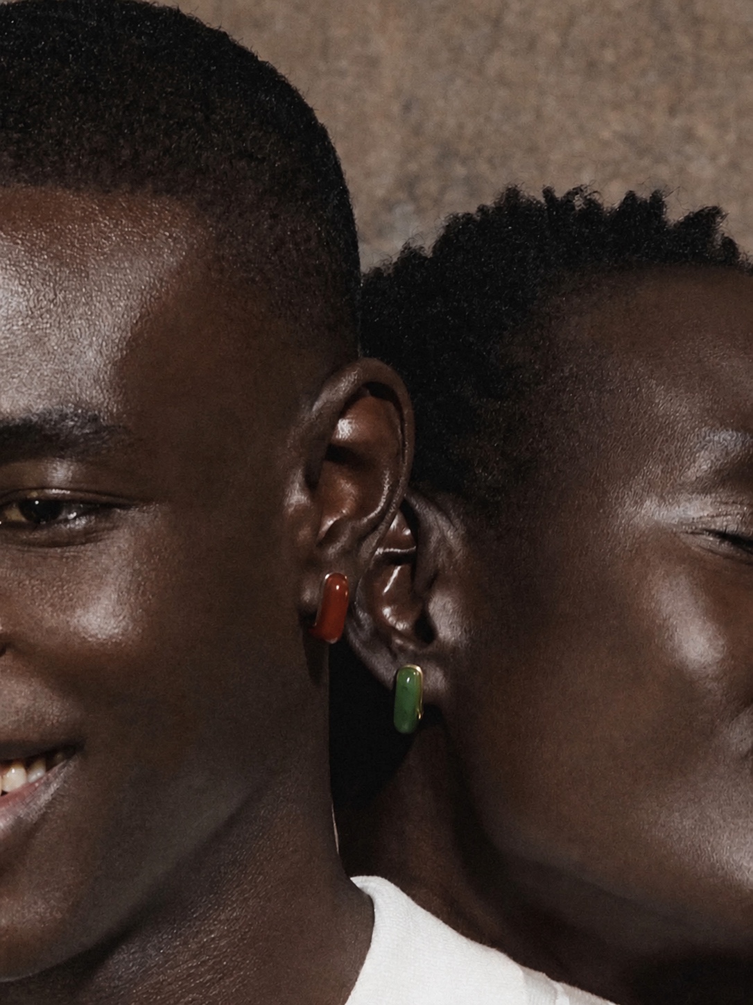 Fernando Jorge pearl drop earring in a warm close-up