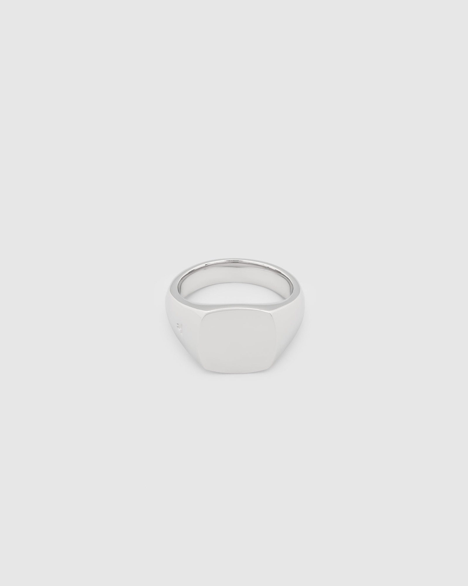 Tom Wood Kay sterling silver signet ring