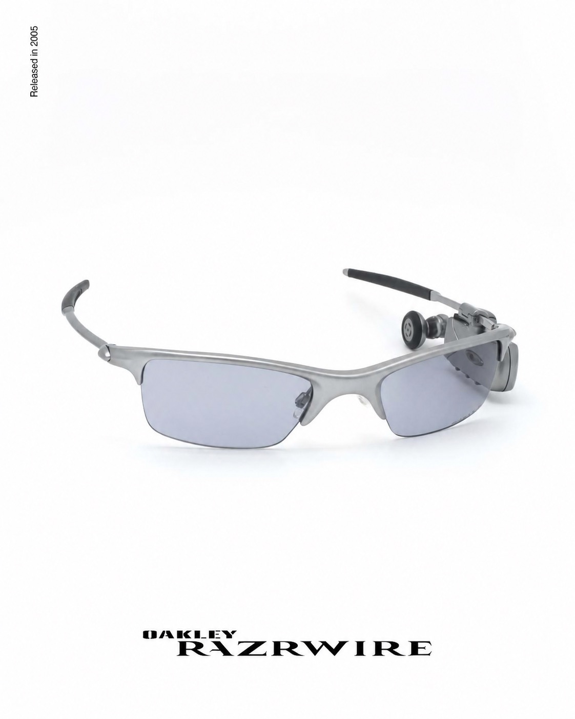 Oakley RazrWire front view with Bluetooth module on one side