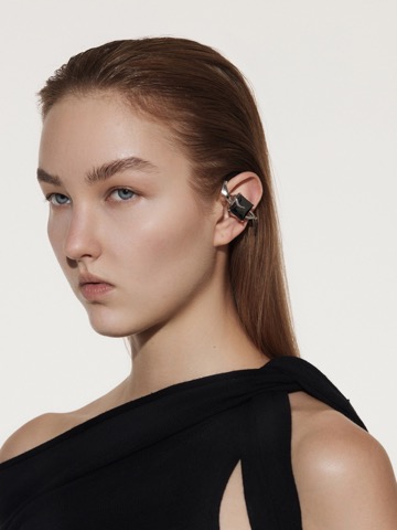 Space Opera Aesthetic In Jewelry Photography And Installations 02